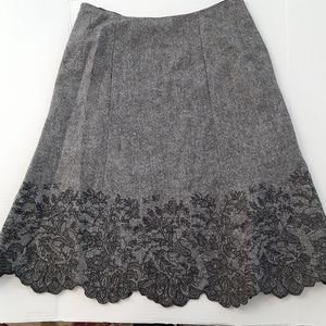 Ann Taylor Tweed A Line Skirt Wool Blend Women's Size 4  Like Lace Embroidered